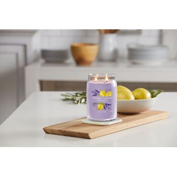 Lemon Lavender Signature Candle ( citrón s levanduľou ) - Vonná sviečka
